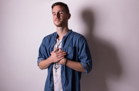 Manuel Hände auf Herz Profil
